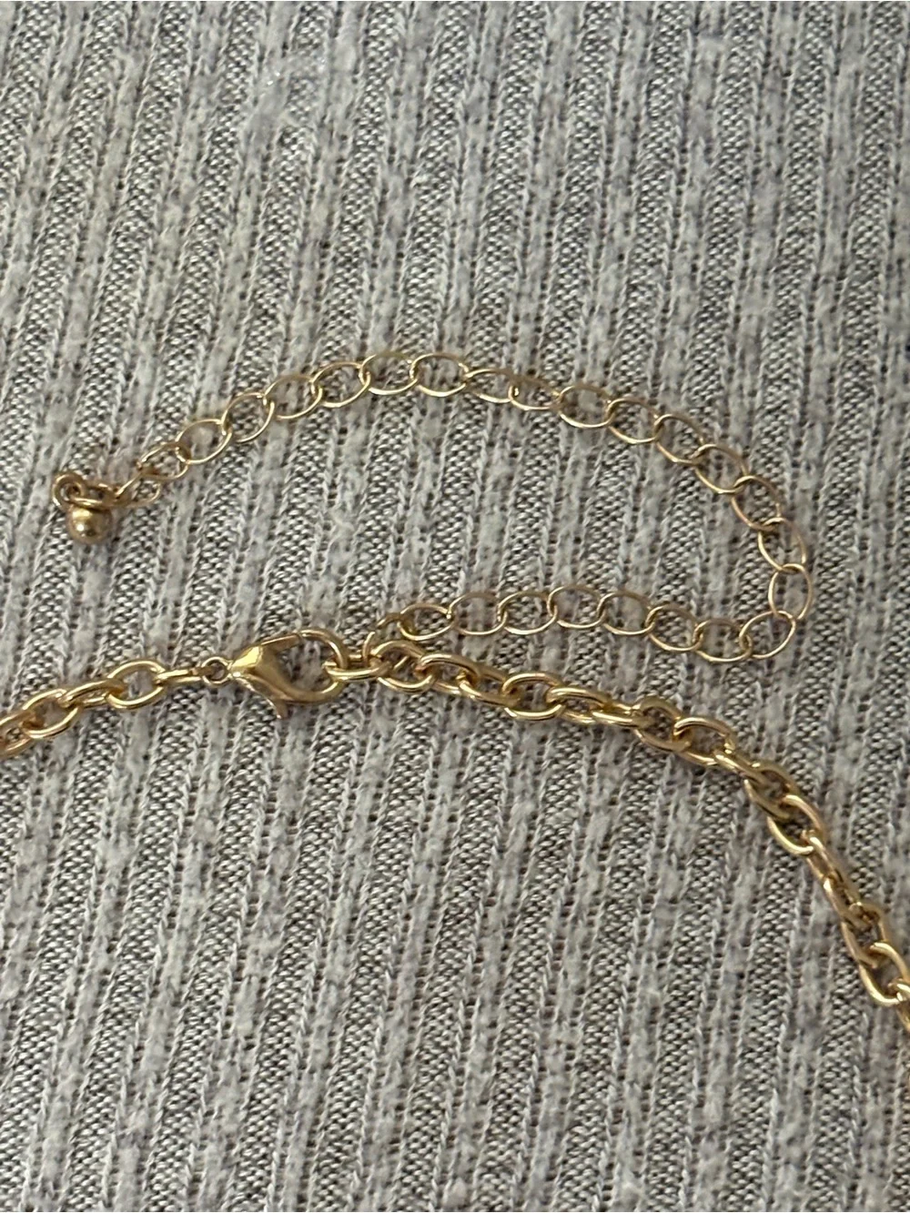 Vintage gold tone adjustable chain choker necklace w center crossed heart